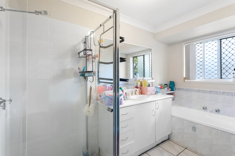 Photo - 5 Harriet Place, Deception Bay QLD 4508 - Image 5
