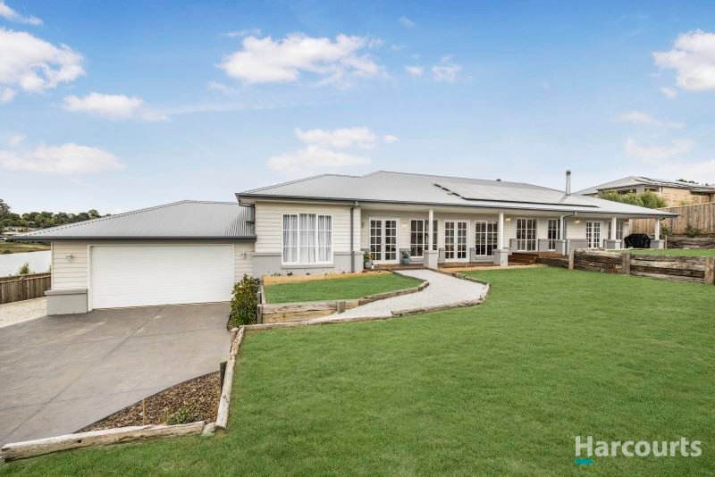 Photo - 5 Harrods Close, Drouin VIC 3818 - Image 1