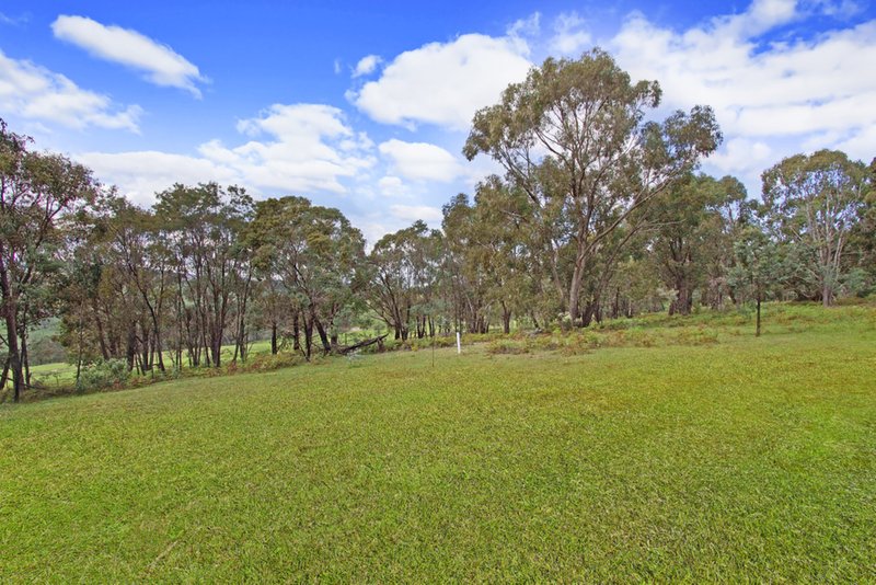 Photo - 5 Hat Hill Lane, Meadow Flat NSW 2795 - Image 3