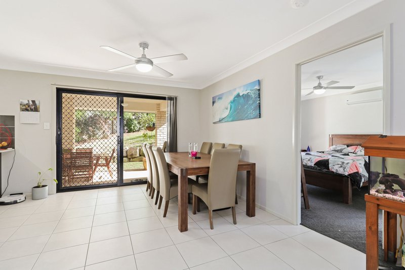 Photo - 5 Haven Court, Mooloolah Valley QLD 4553 - Image 8