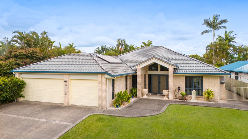 Photo - 5 Hawkesbury Court, Bli Bli QLD 4560 - Image 2