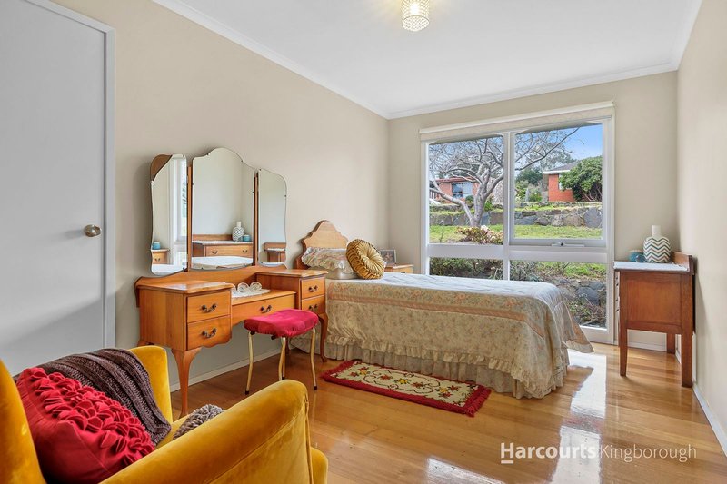 Photo - 5 Hawthorn Drive, Kingston TAS 7050 - Image 14