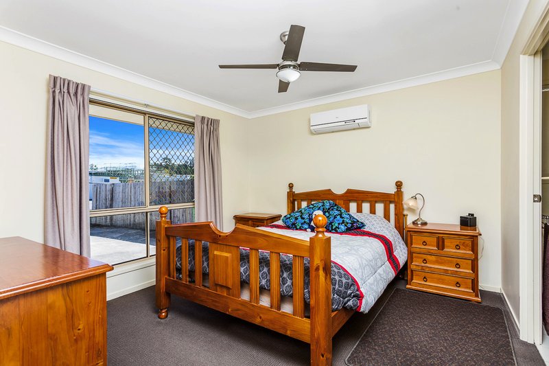 Photo - 5 Hazelnut St , Loganlea QLD 4131 - Image 8