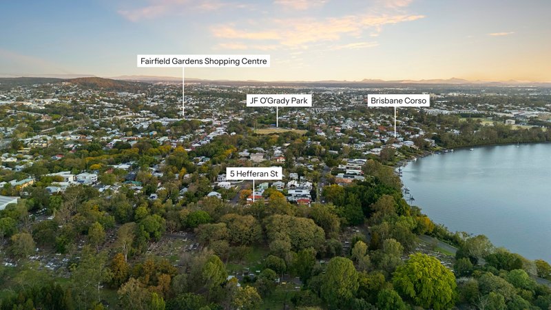 Photo - 5 Hefferan Street, Fairfield QLD 4103 - Image 6