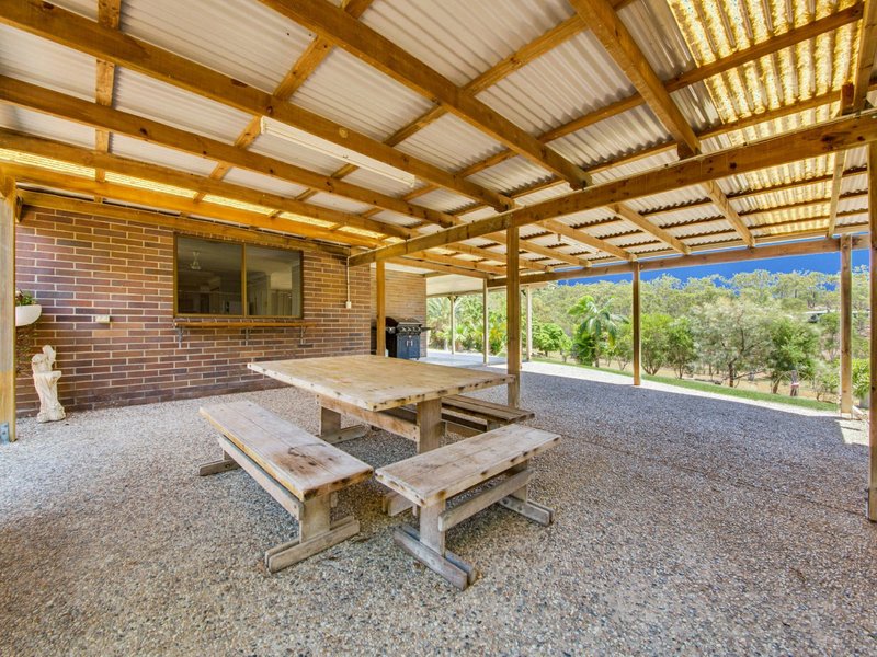 Photo - 5 Helen Crescent, Wurdong Heights QLD 4680 - Image 5