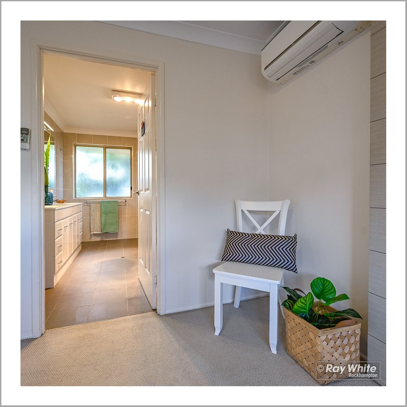 Photo - 5 Hellas Street, Barlows Hill QLD 4703 - Image 12