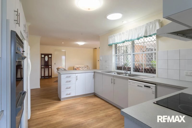 Photo - 5 Helsal Court, Victoria Point QLD 4165 - Image 1