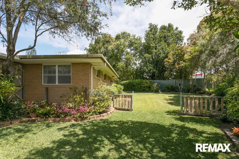 Photo - 5 Helsal Court, Victoria Point QLD 4165 - Image 3