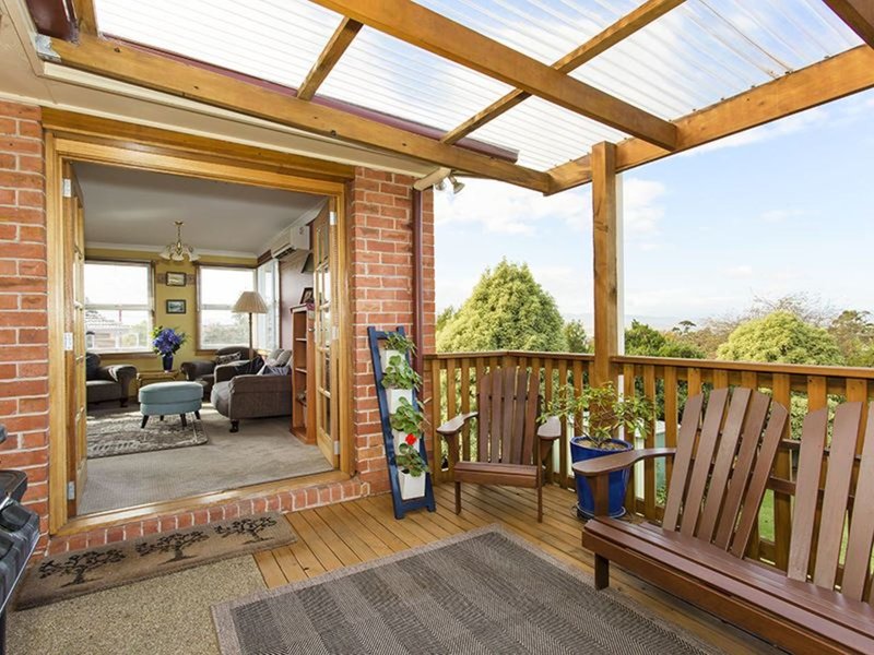 Photo - 5 Henrietta Grove, West Launceston TAS 7250 - Image 2