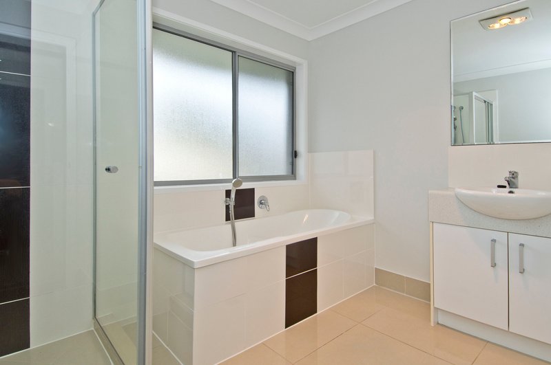 Photo - 5 Henry Street, Coomera QLD 4209 - Image 11