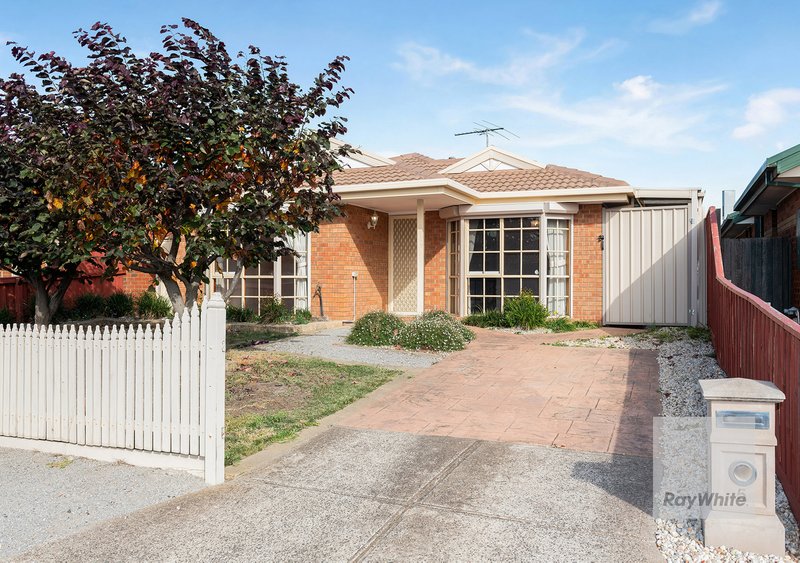 Photo - 5 Hepburn Place, Sydenham VIC 3037 - Image 1