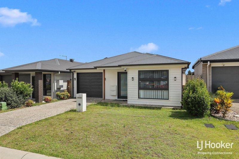 Photo - 5 Herald Close, Kallangur QLD 4503 - Image 15