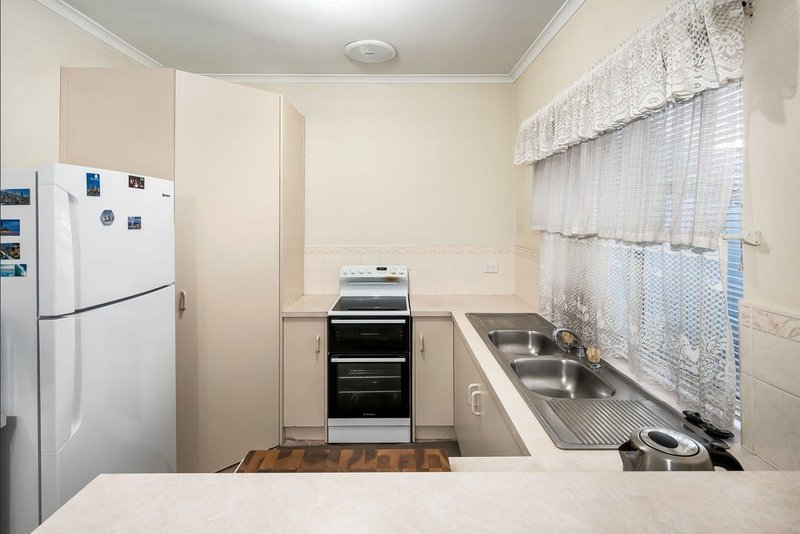 Photo - 5 Herbert Street, Albert Park SA 5014 - Image 3