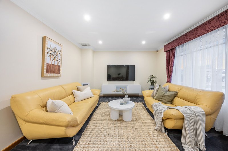 Photo - 5 Hero Court, Modbury Heights SA 5092 - Image 4