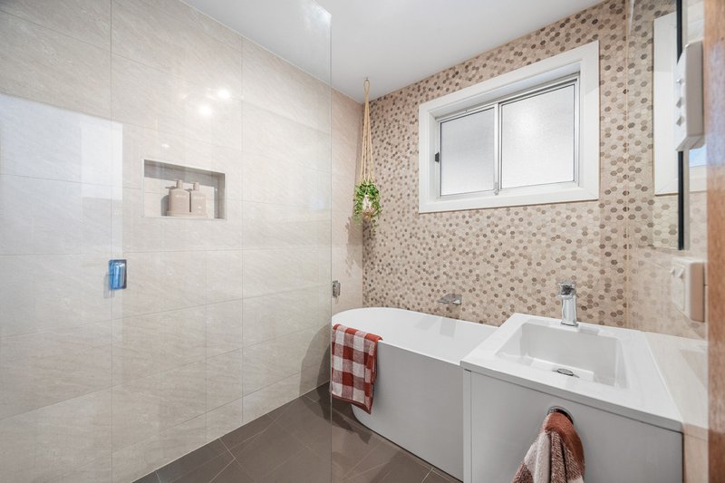 Photo - 5 Hero Court, Modbury Heights SA 5092 - Image 10