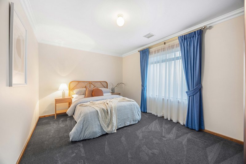 Photo - 5 Hero Court, Modbury Heights SA 5092 - Image 17