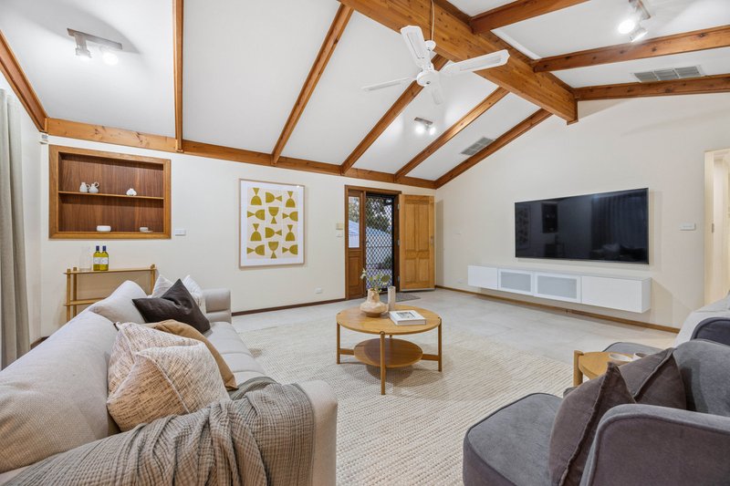 Photo - 5 Hero Court, Modbury Heights SA 5092 - Image 19