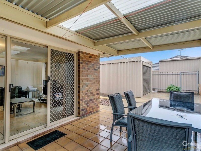 Photo - 5 Hertford Place, Noarlunga Downs SA 5168 - Image 10