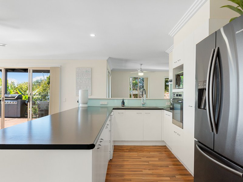 Photo - 5 Highbridge Rise, Mudgeeraba QLD 4213 - Image 7