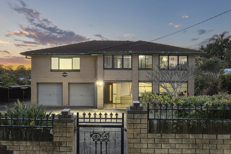 Photo - 5 Highcrest Drive, Browns Plains QLD 4118 - Image 2