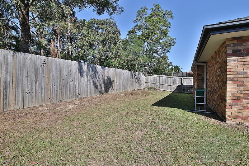 Photo - 5 Highfields Court, Loganlea QLD 4131 - Image 7