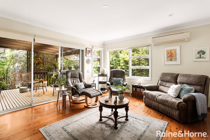 Photo - 5 Highland Crescent, Earlwood NSW 2206 - Image 2