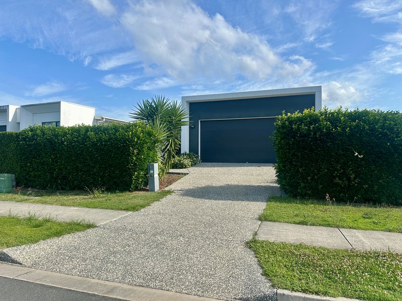 5 Hill Drive, Pimpama QLD 4209