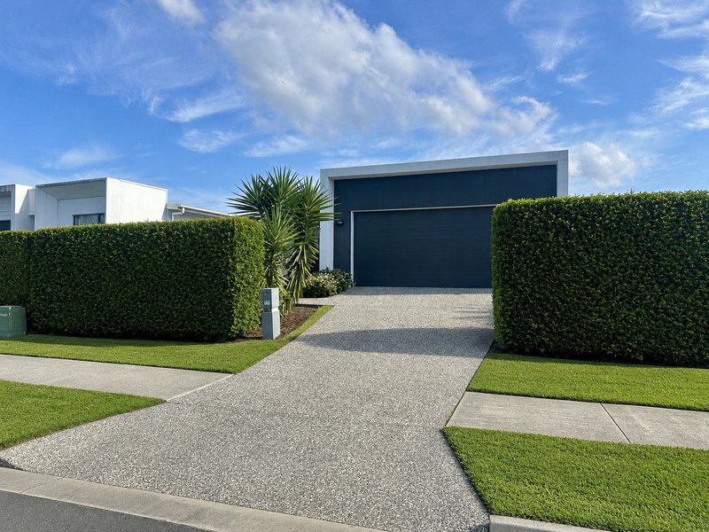 Photo - 5 Hill Drive, Pimpama QLD 4209 - Image 1