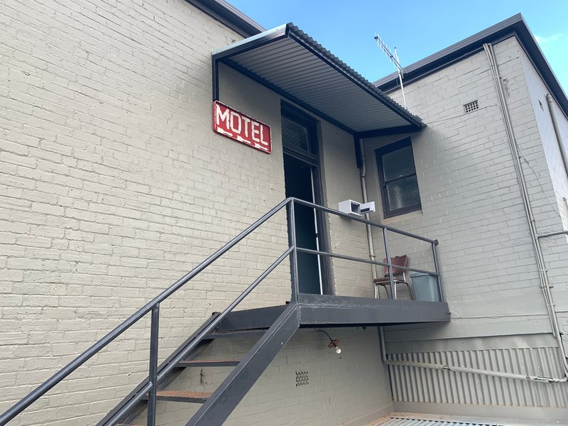 Photo - 5 Hill Street, Junee NSW 2663 - Image 7