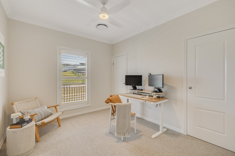 Photo - 5 Hillside Court, Mount Rascal QLD 4350 - Image 12