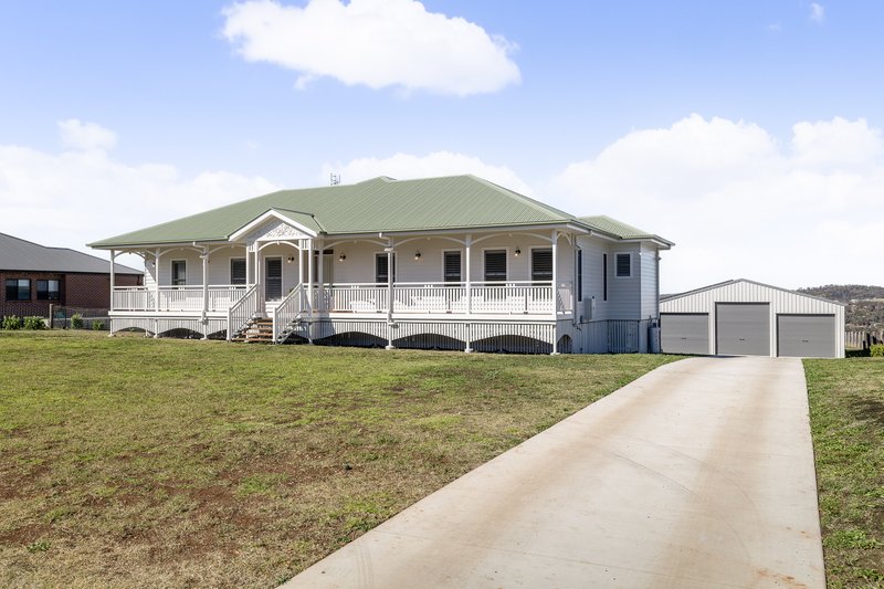 Photo - 5 Hillside Court, Mount Rascal QLD 4350 - Image 19