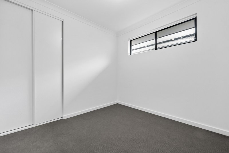 Photo - 5 Hirono Close, Mount Barker SA 5251 - Image 3