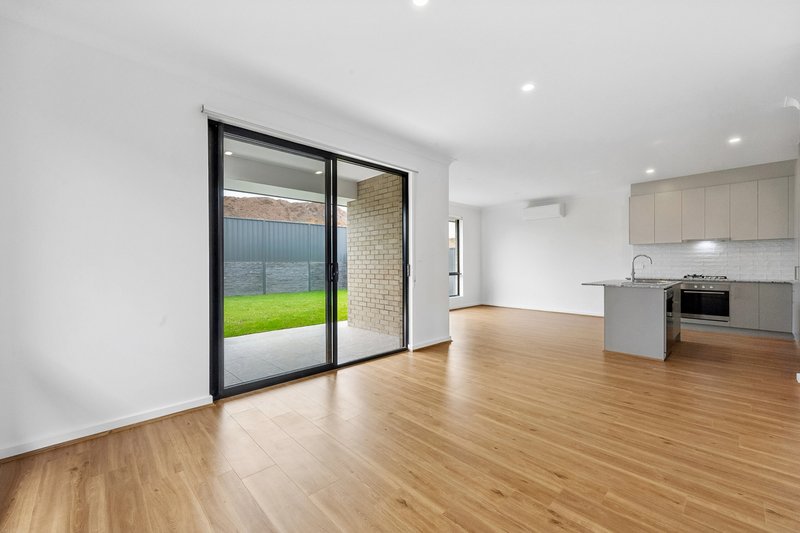 Photo - 5 Hirono Close, Mount Barker SA 5251 - Image 9