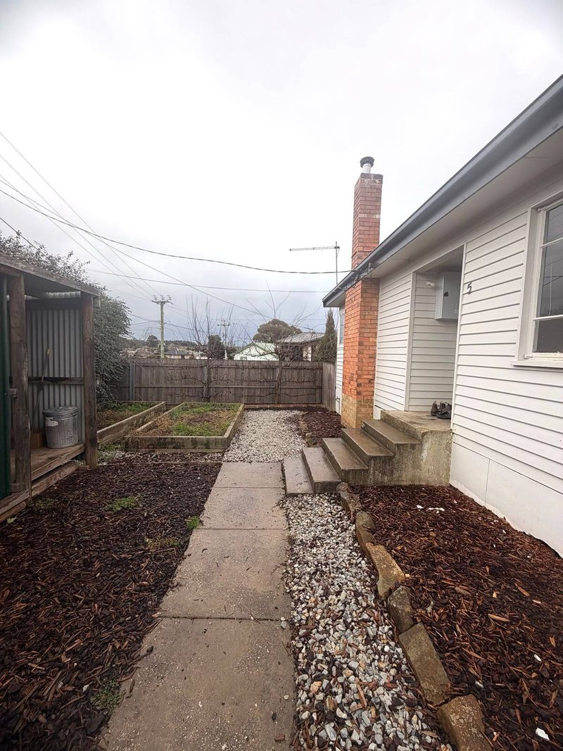 Photo - 5 Hogarth Street, Waverley TAS 7250 - Image 2