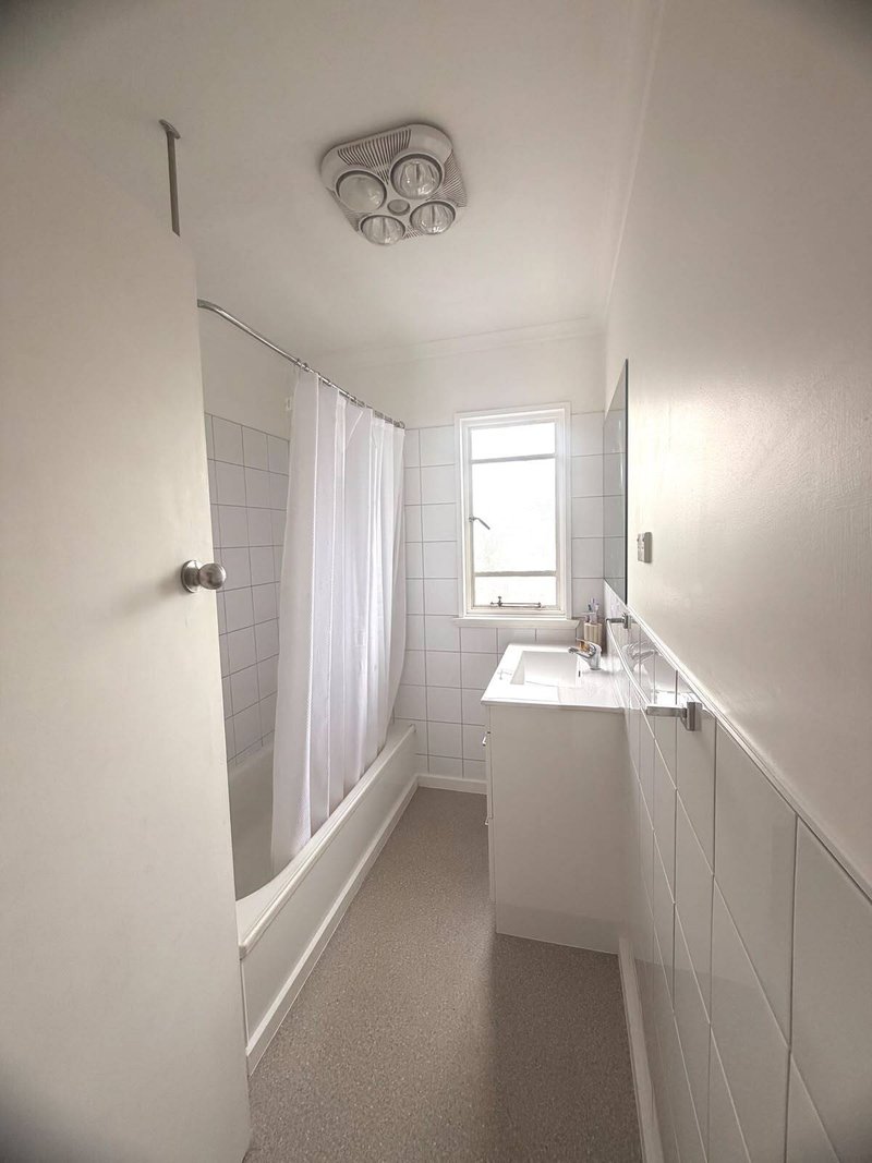 Photo - 5 Hogarth Street, Waverley TAS 7250 - Image 11
