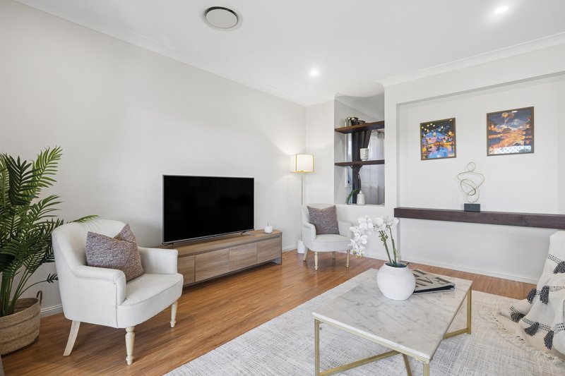Photo - 5 Holley Road, Beverly Hills NSW 2209 - Image 9