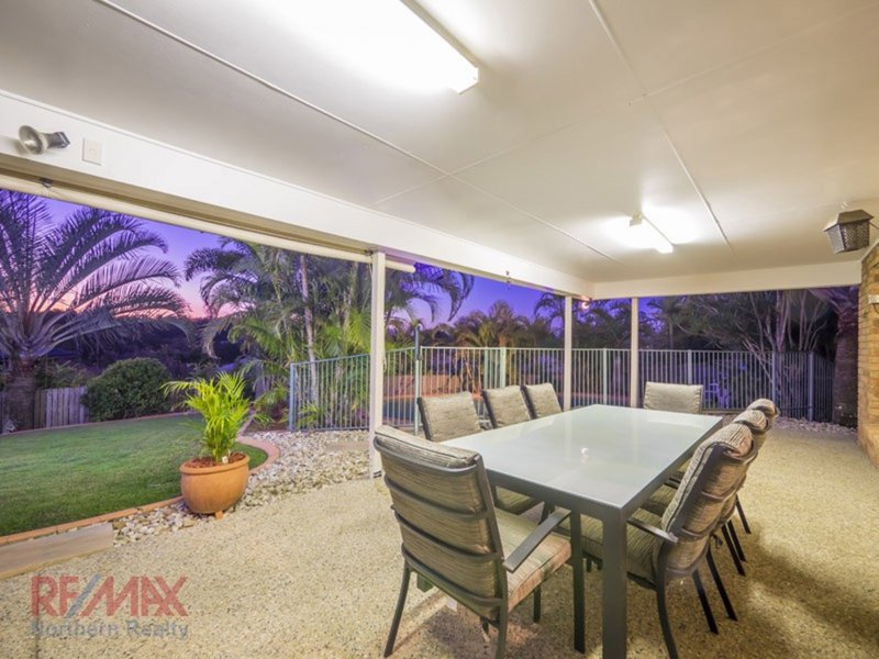 Photo - 5 Holly Court, Albany Creek QLD 4035 - Image 8