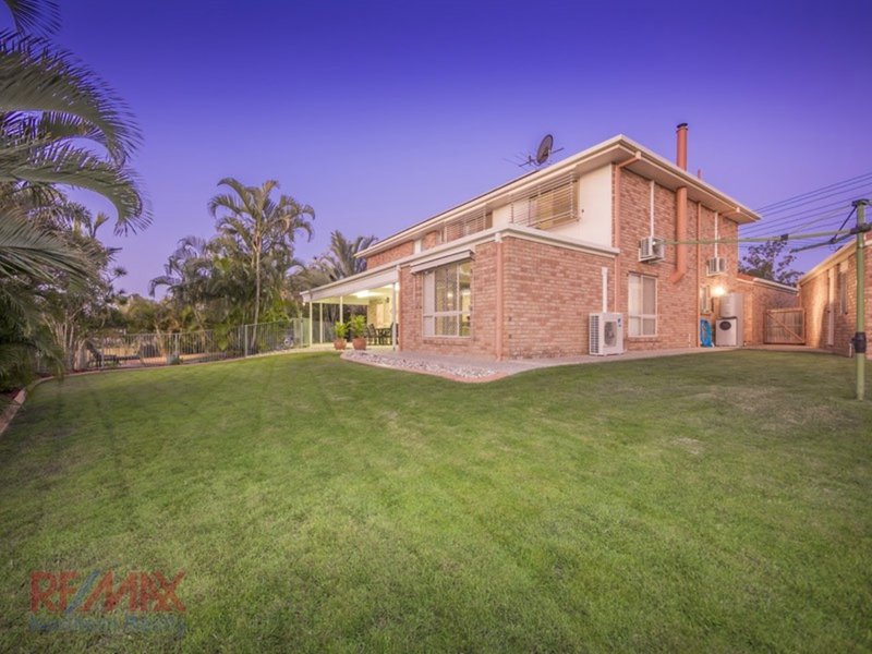 Photo - 5 Holly Court, Albany Creek QLD 4035 - Image 9