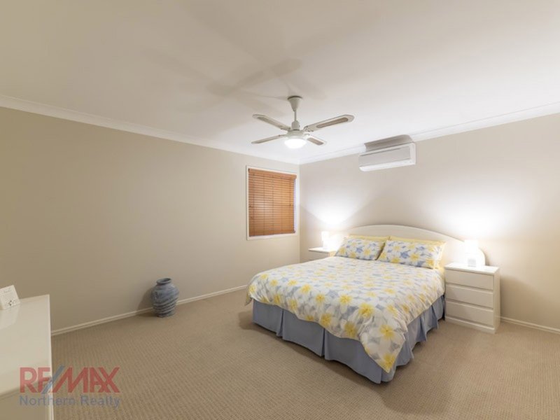 Photo - 5 Holly Court, Albany Creek QLD 4035 - Image 16