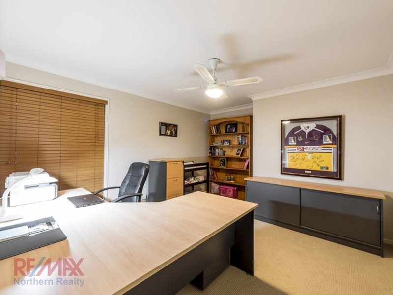 Photo - 5 Holly Court, Albany Creek QLD 4035 - Image 19