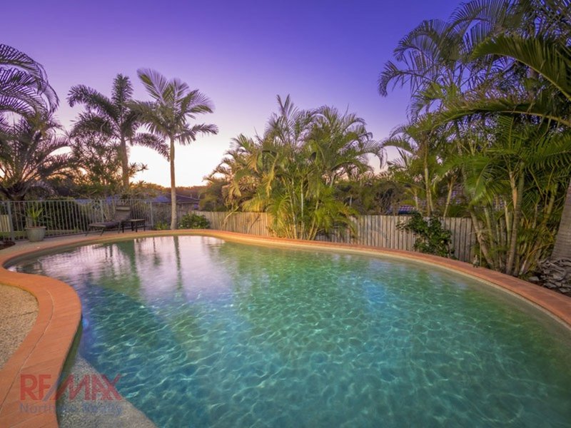 Photo - 5 Holly Court, Albany Creek QLD 4035 - Image 22