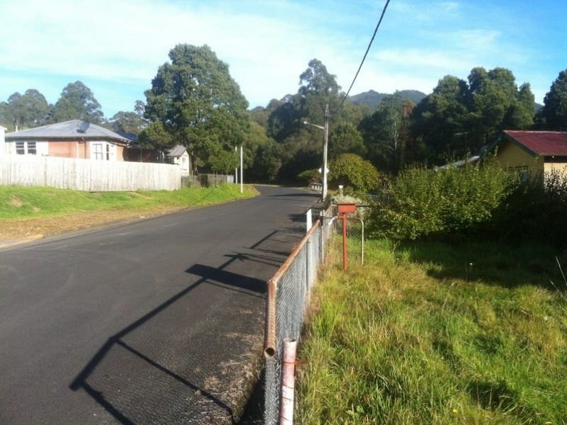 Photo - 5 Hollywood St , Rosebery TAS 7470 - Image 2