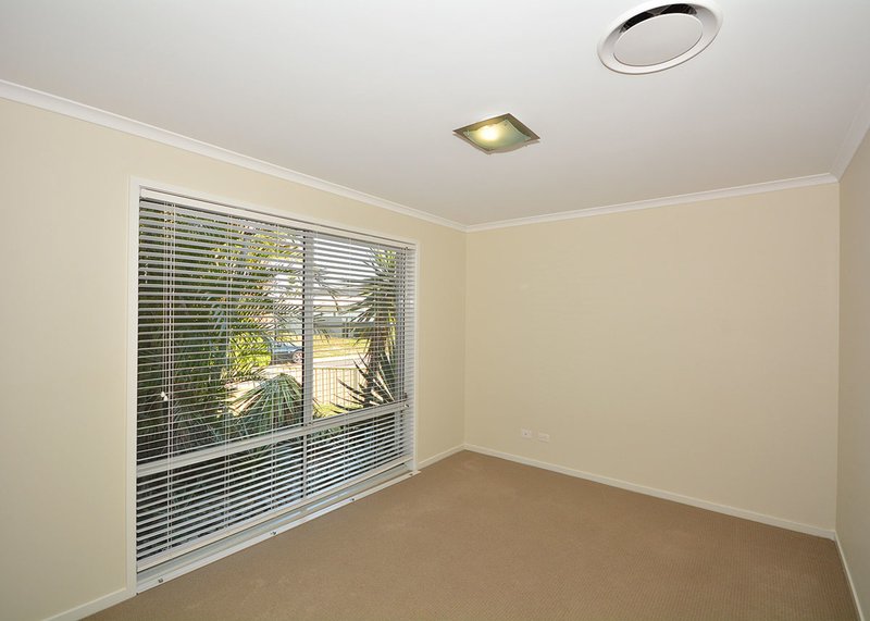 Photo - 5 Honey Myrtle Close, Burrum Heads QLD 4659 - Image 9