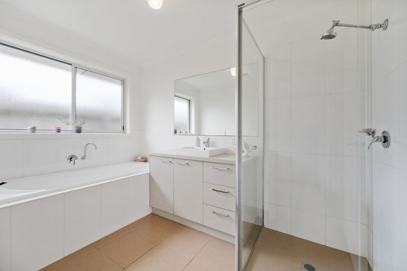 Photo - 5 Honeyeater Circuit, Inverloch VIC 3996 - Image 11