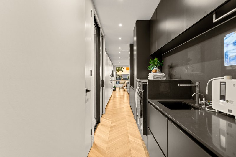 Photo - 5 Honeyeater Place, Rochedale QLD 4123 - Image 15