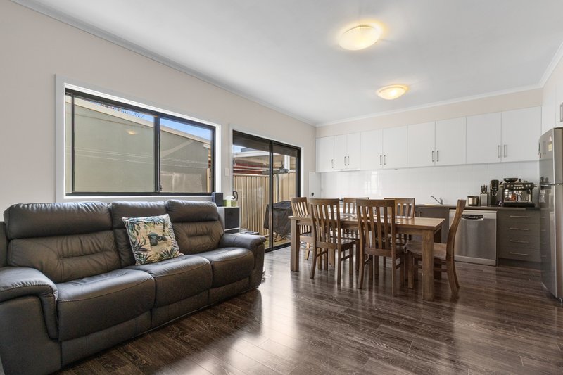 Photo - 5 Hopwood Avenue, Munno Para SA 5115 - Image 6
