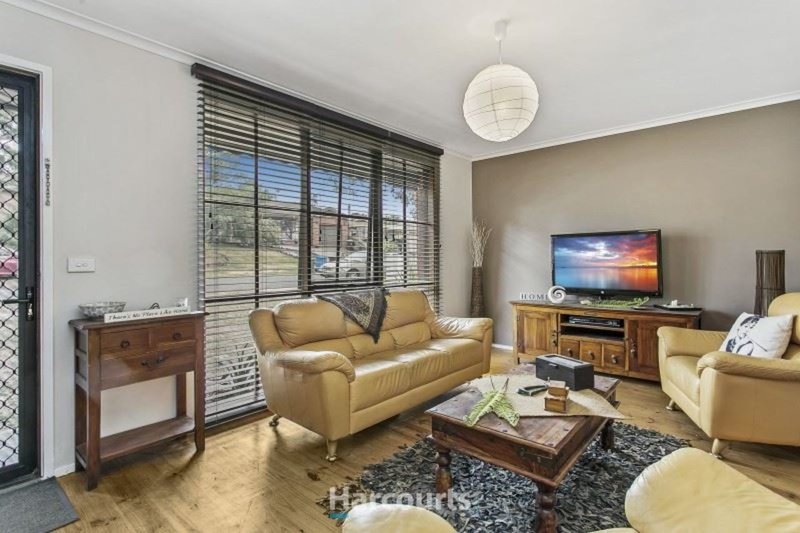 Photo - 5 Howitt Court, Berwick VIC 3806 - Image 5