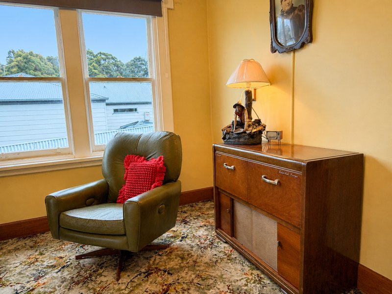 Photo - 5 Hugh Street, St Marys TAS 7215 - Image 8