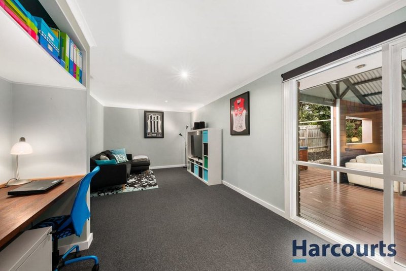 Photo - 5 Hunt Court, Wantirna South VIC 3152 - Image 6