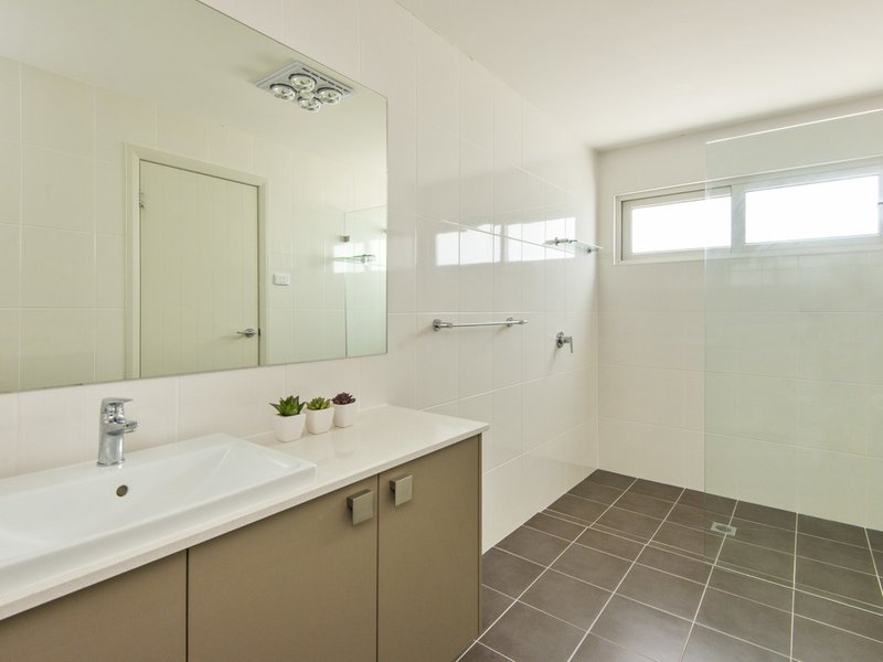 Photo - 5 Hunter Street North, Mona Vale NSW 2103 - Image 10